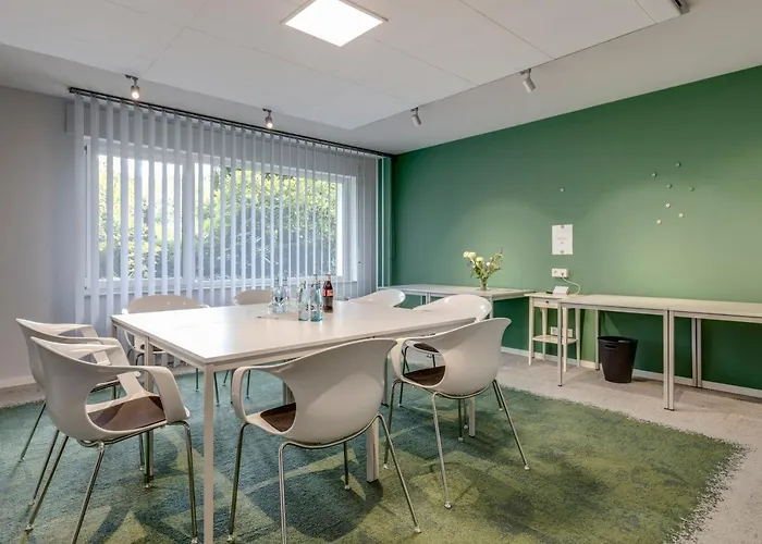 Mathildenhoehe - מלון 3*